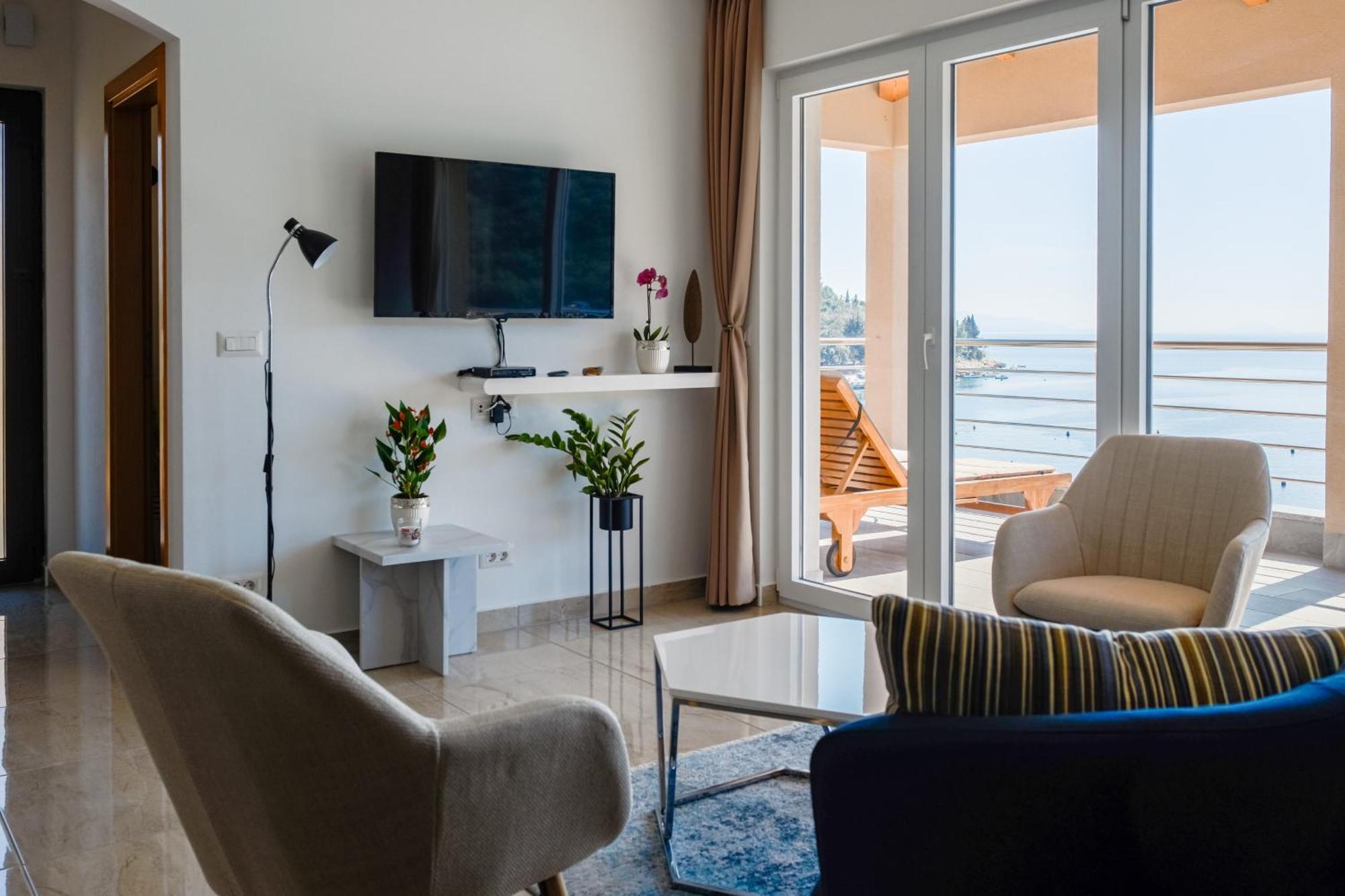 Seafront 2-Bedroom Apartment Nika - ราบัซ ภายนอก รูปภาพ